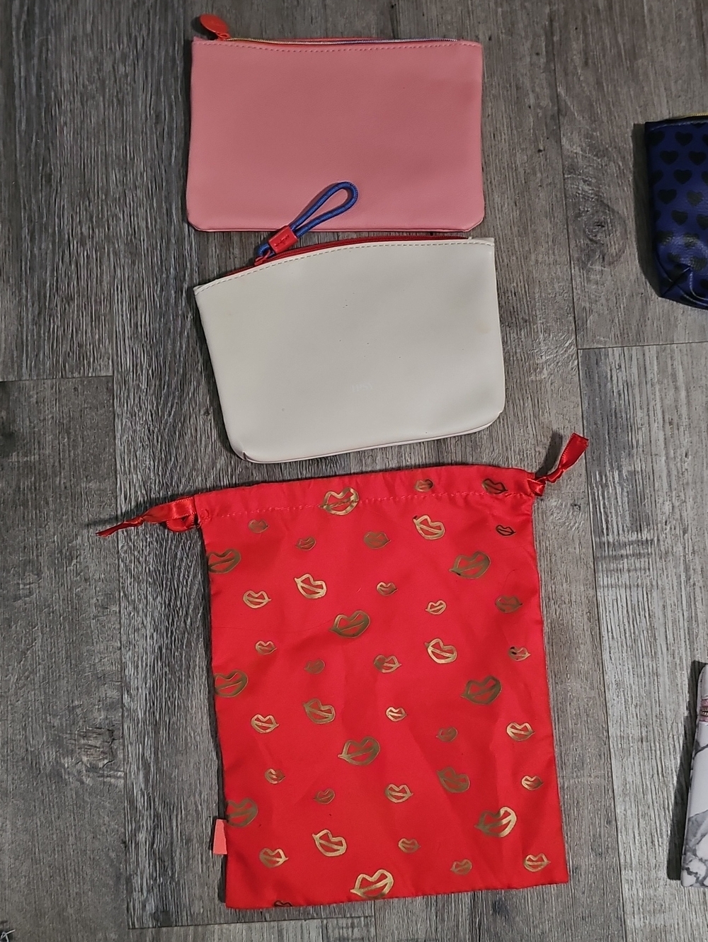 Lot of Ipsy Bags - Picture 7 of 9